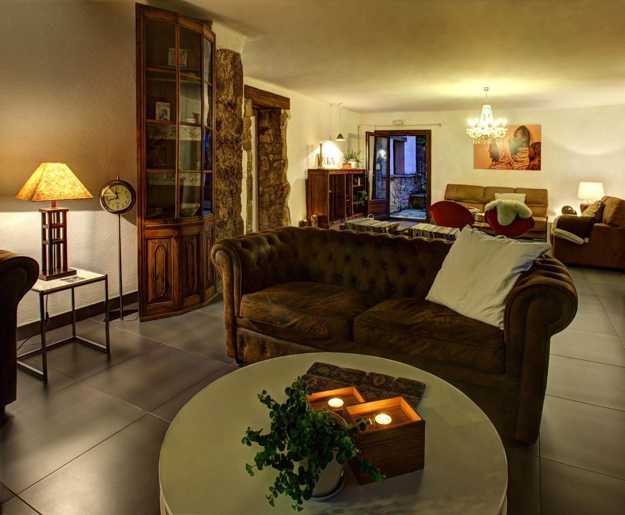 Casa Dels Peixos-Singular'S Hotels La Baronia de Rialb Экстерьер фото